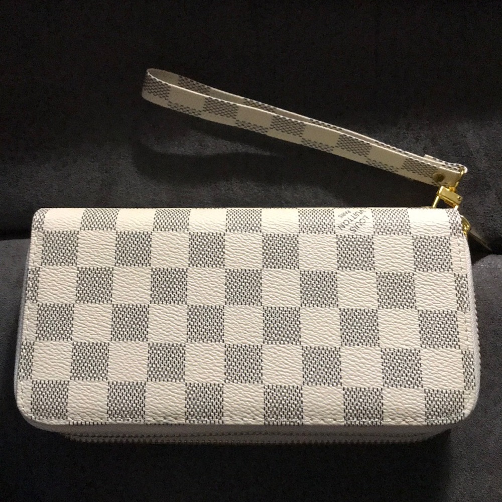 Louis Vuitton White N61210 Clement wallet